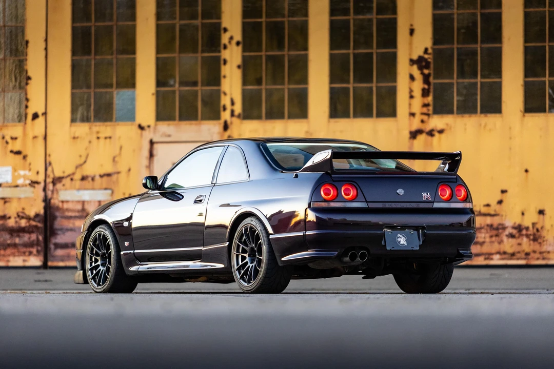 1995 Nissan R33 Skyline GT-R 9th Gen - Image 18 of 31