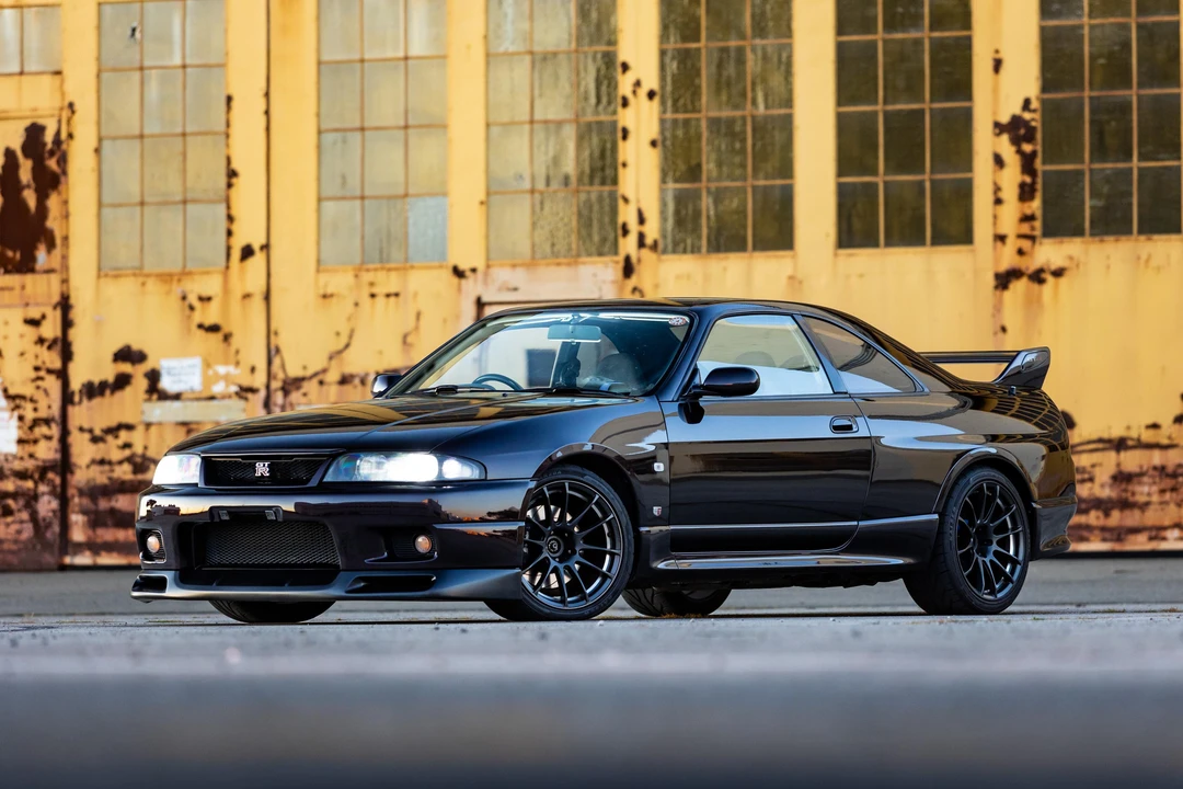 1995 Nissan R33 Skyline GT-R 9th Gen - Image 10 of 31