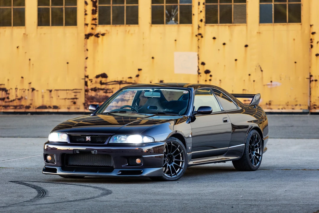 1995 Nissan R33 Skyline GT-R 9th Gen - Image 7 of 31