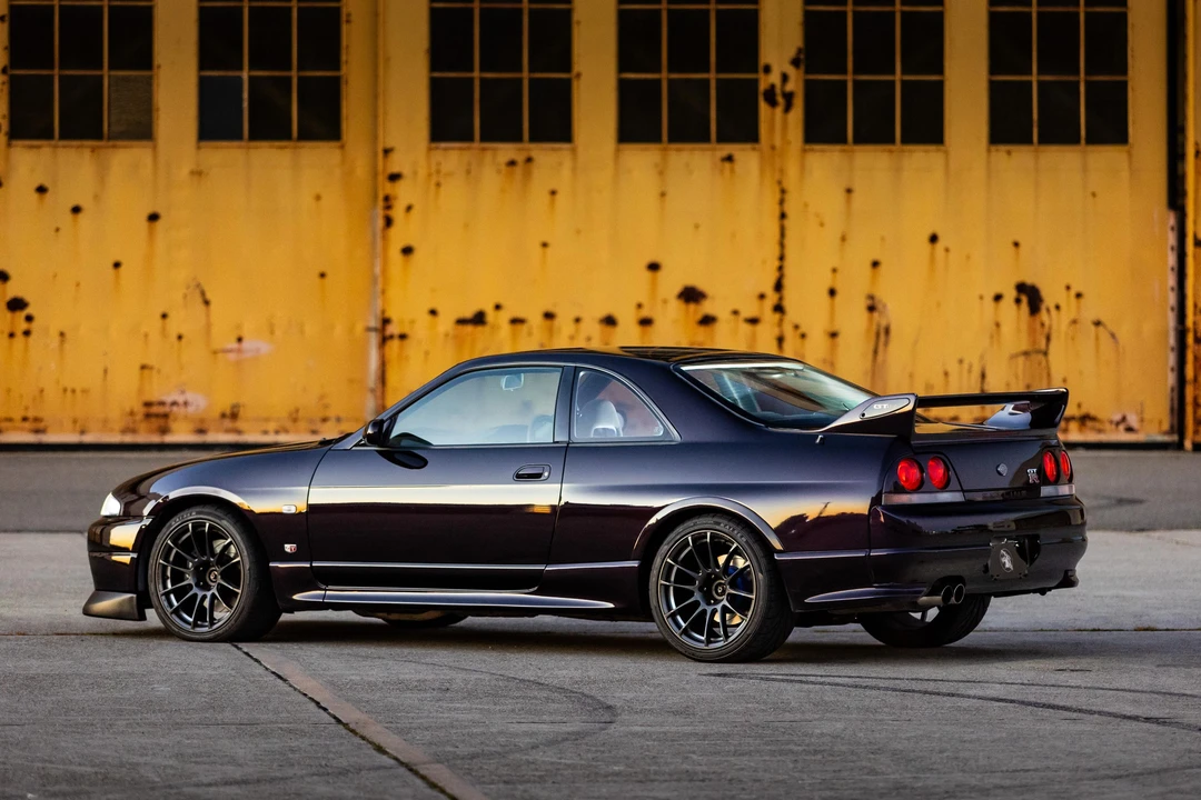 1995 Nissan R33 Skyline GT-R 9th Gen - Image 16 of 31