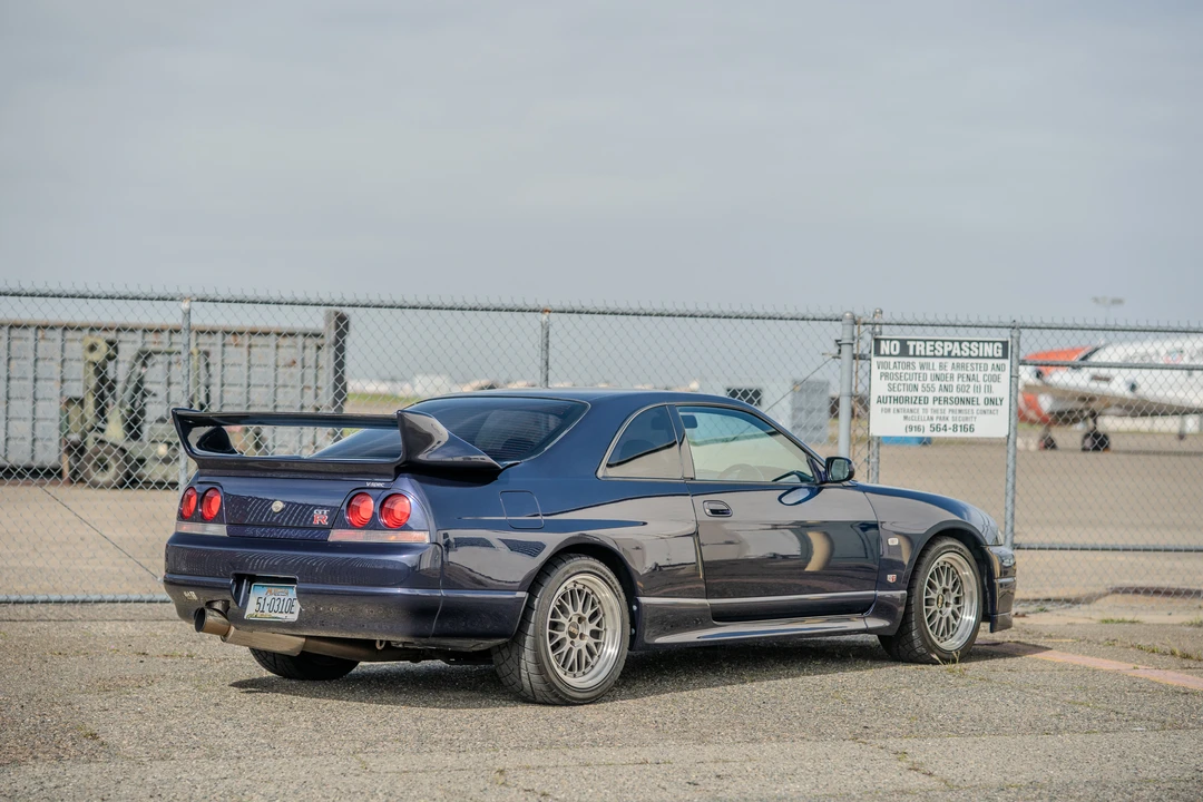 1995 Nissan R33 Skyline GT-R 9th Gen - Image 23 of 31
