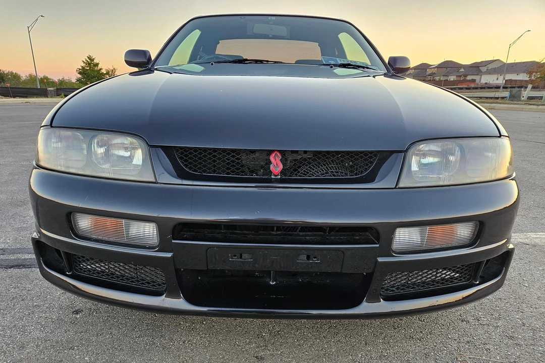 1995 Nissan R33 Skyline 9th Gen - Image 2 of 31