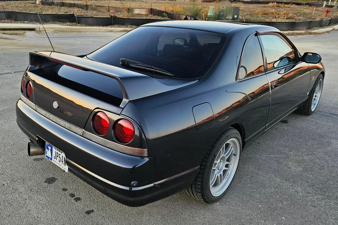 1995 Nissan R33 Skyline 9th Gen - Image 4 of 31