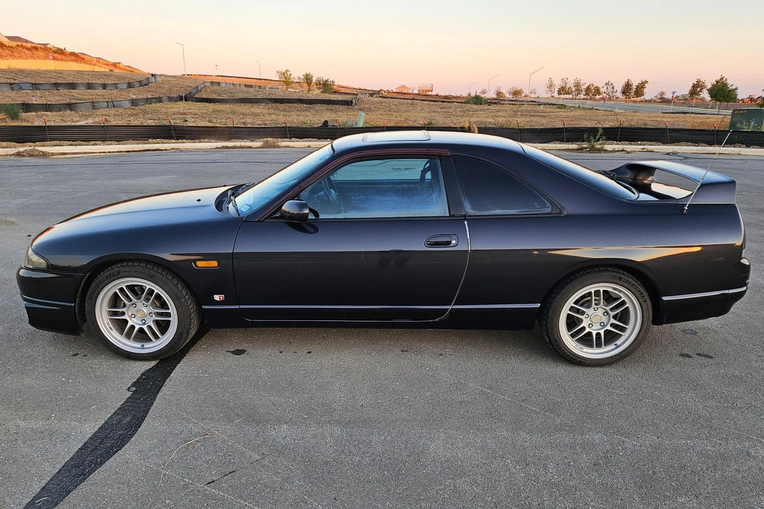 1995 Nissan R33 Skyline 9th Gen - Image 3 of 31