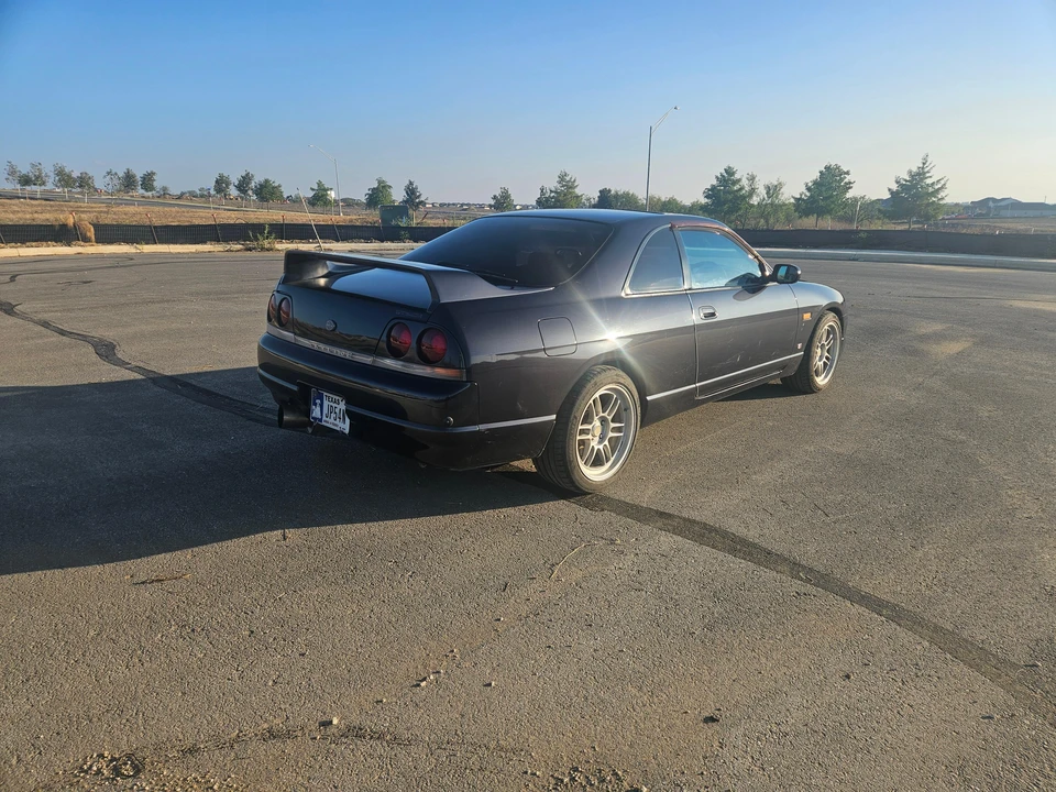 1995 Nissan R33 Skyline 9th Gen - Image 14 of 31