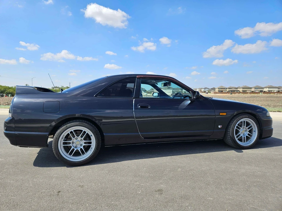 1995 Nissan R33 Skyline 9th Gen - Image 15 of 31