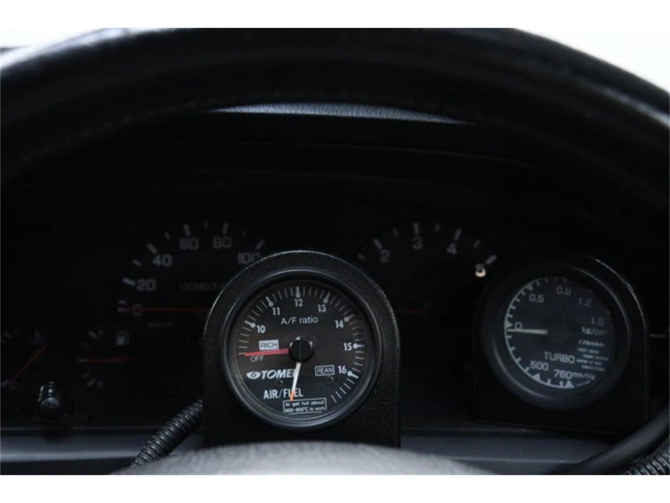 1995 Nissan R33 Skyline 9th Gen - Image 11 of 31