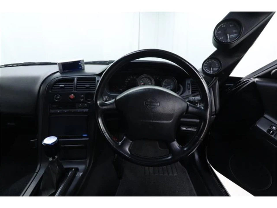 1995 Nissan R33 Skyline 9th Gen - Image 10 of 31