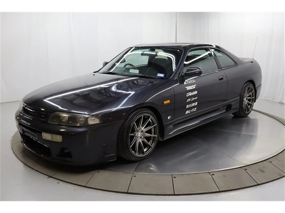 1995 Nissan R33 Skyline 9th Gen - Image 2 of 31
