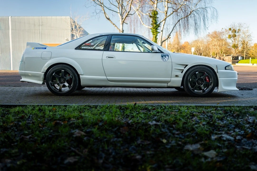1995 Nissan R33 Skyline 9th Gen - Image 25 of 30