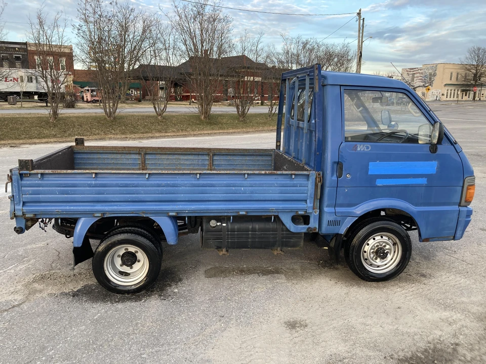 1995 Nissan Vanette - Image 27 of 31