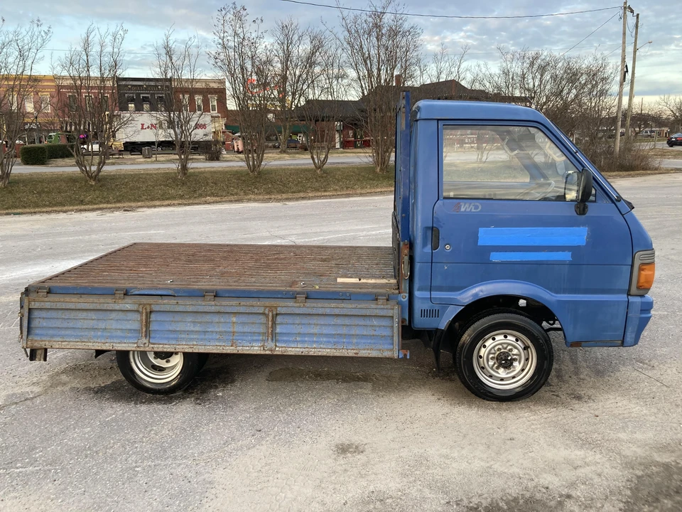 1995 Nissan Vanette - Image 28 of 31