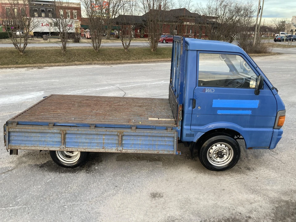 1995 Nissan Vanette - Image 29 of 31