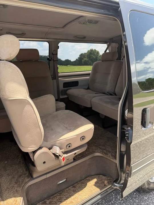1995 Nissan Caravan 3rd Gen - Image 2 of 2