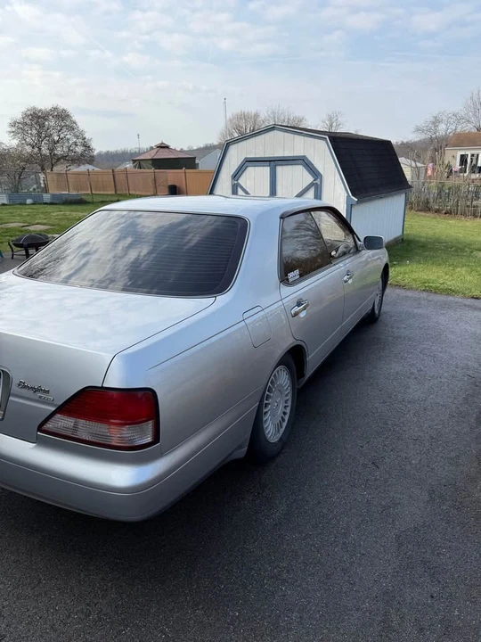 1995 Nissan Cedric 9th Gen - Image 3 of 19