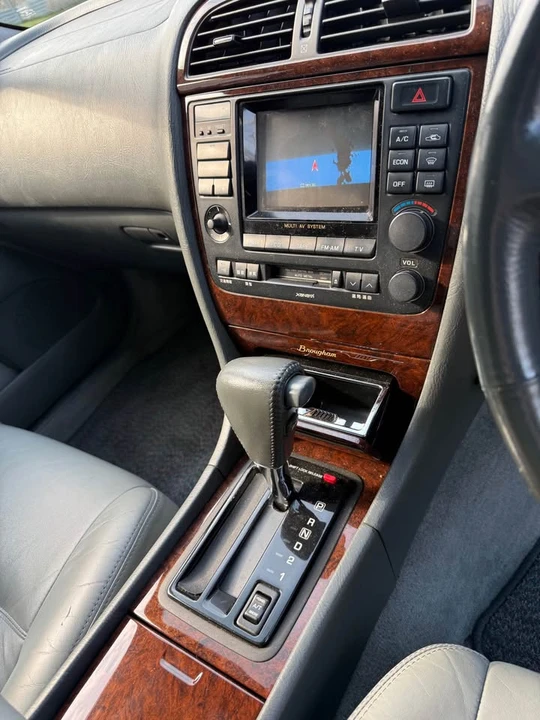 1995 Nissan Cedric 9th Gen - Image 19 of 19