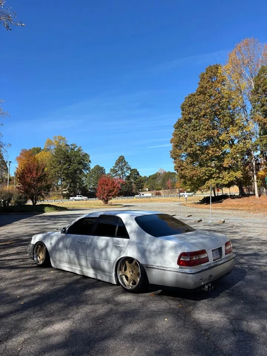 1995 Nissan Cima 2nd Gen - Image 3 of 6
