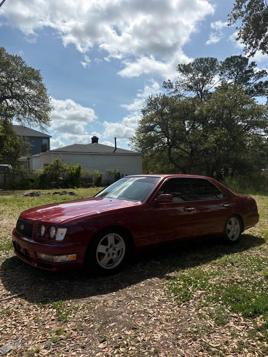 1995 Nissan Gloria - Image 11 of 20