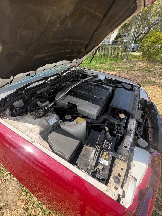 1995 Nissan Gloria - Image 18 of 20
