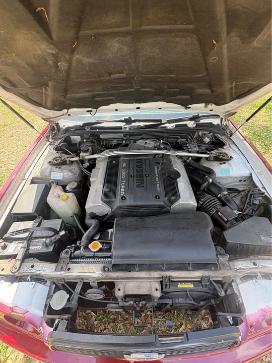 1995 Nissan Gloria - Image 17 of 20