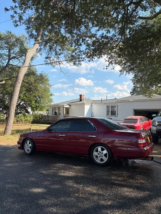 1995 Nissan Gloria - Image 2 of 20