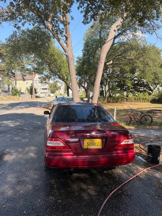1995 Nissan Gloria - Image 3 of 20