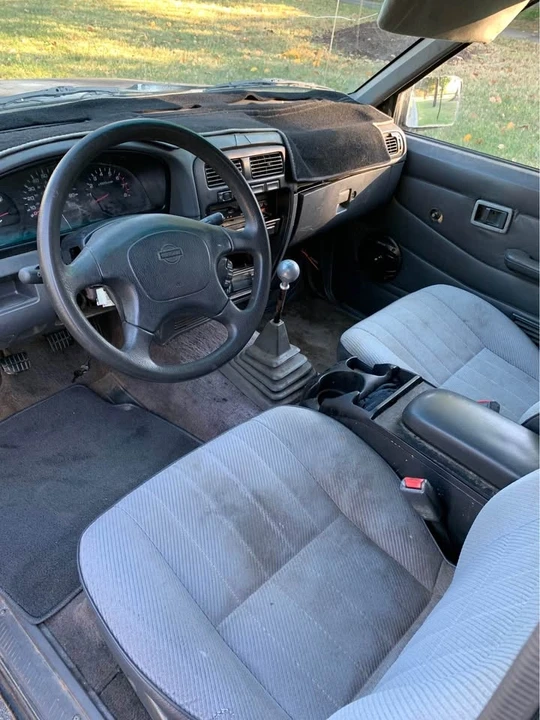 1995 Nissan Terrano II - Image 8 of 10