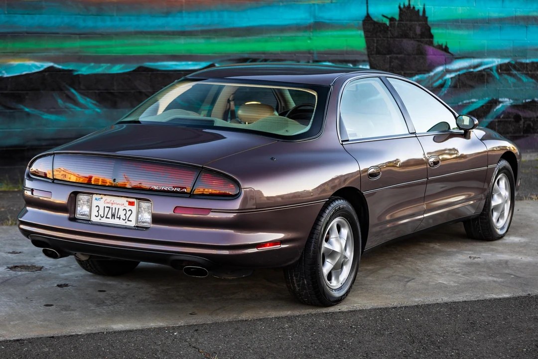 1995 Oldsmobile Aurora - Image 4 of 31