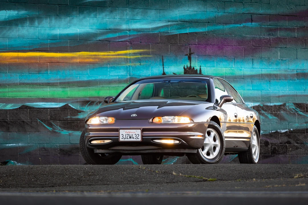 1995 Oldsmobile Aurora - Image 8 of 31