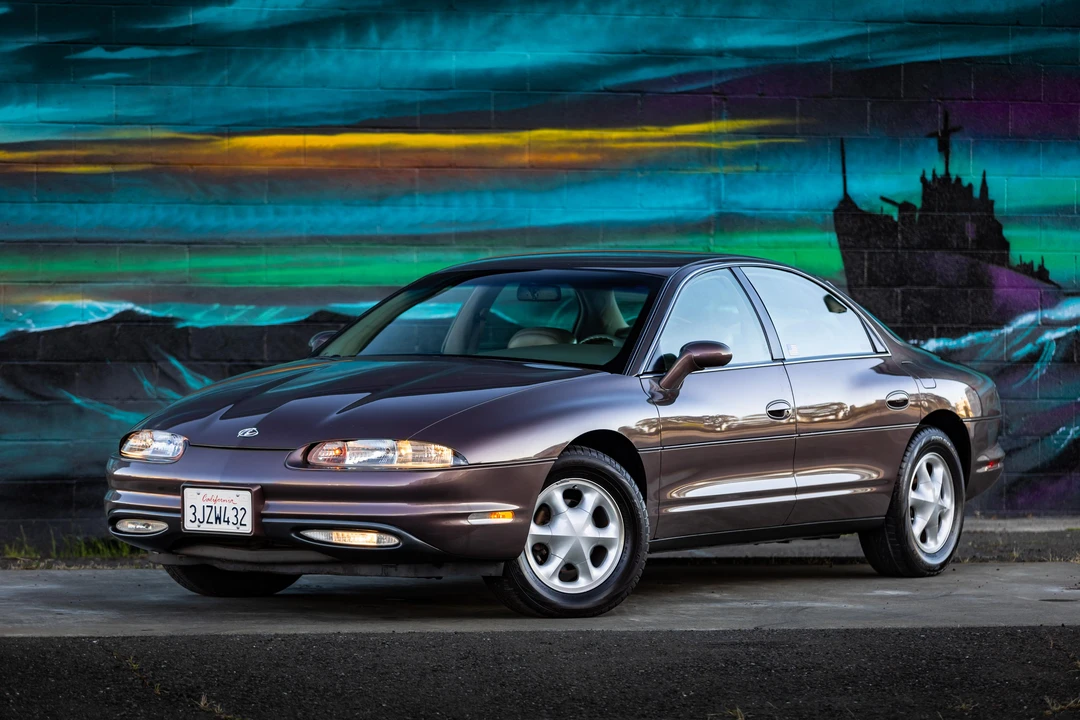 1995 Oldsmobile Aurora - Image 12 of 31