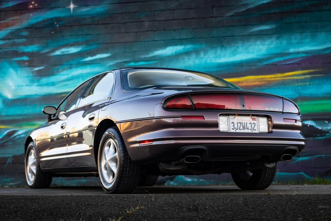 1995 Oldsmobile Aurora - Image 24 of 31