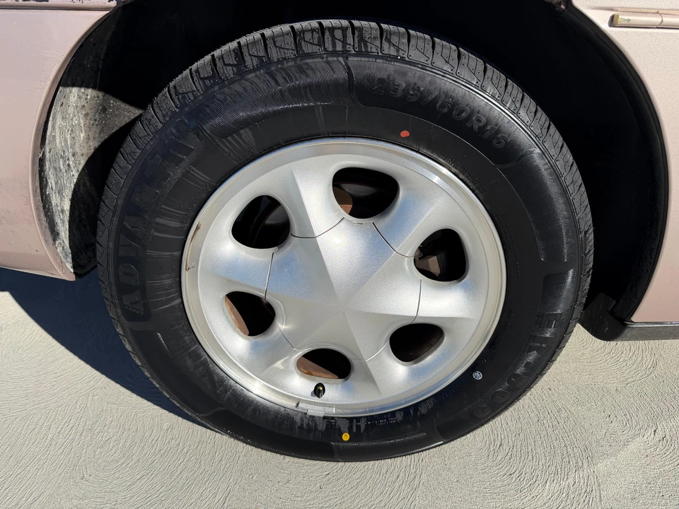 1995 Oldsmobile Aurora - Image 22 of 31