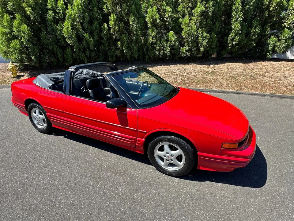 1995 Oldsmobile Cutlass Ciera - Image 10 of 31