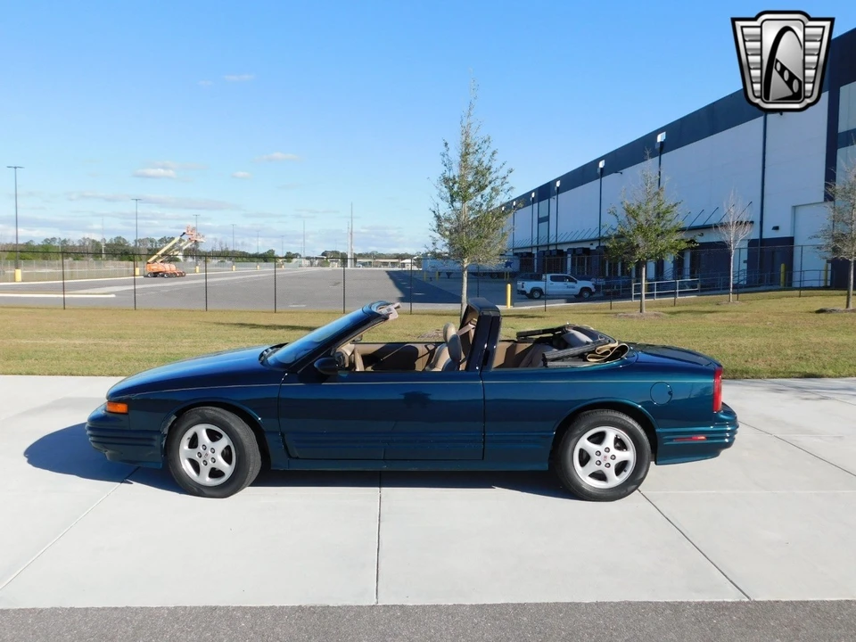 1995 Oldsmobile Cutlass Ciera - Image 10 of 12