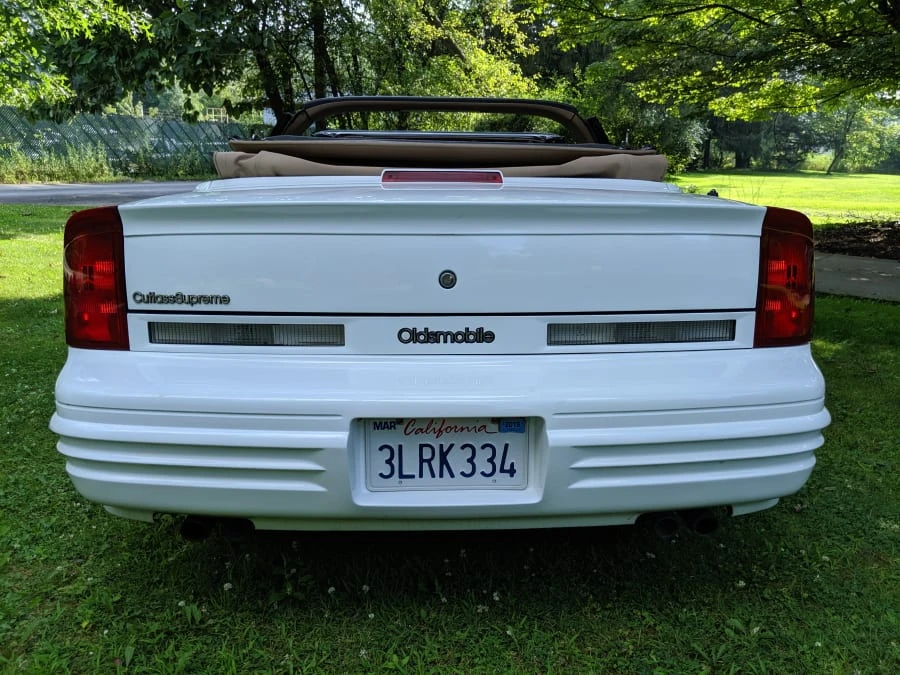 1995 Oldsmobile Cutlass Ciera - Image 8 of 11