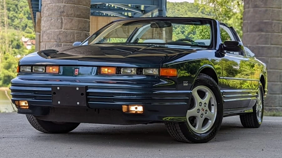 1995 Oldsmobile Cutlass Ciera - Image 11 of 13