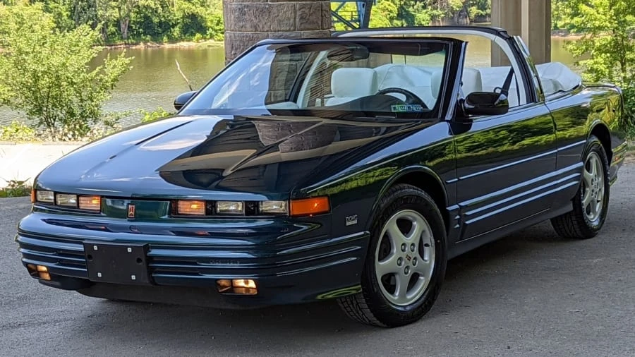 1995 Oldsmobile Cutlass Ciera - Image 12 of 13
