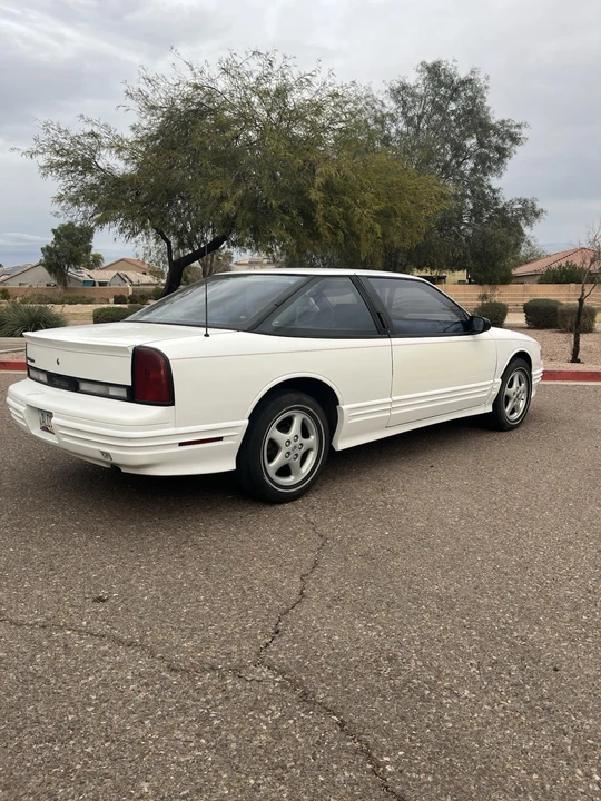 1995 Oldsmobile Cutlass Supreme - Image 4 of 20