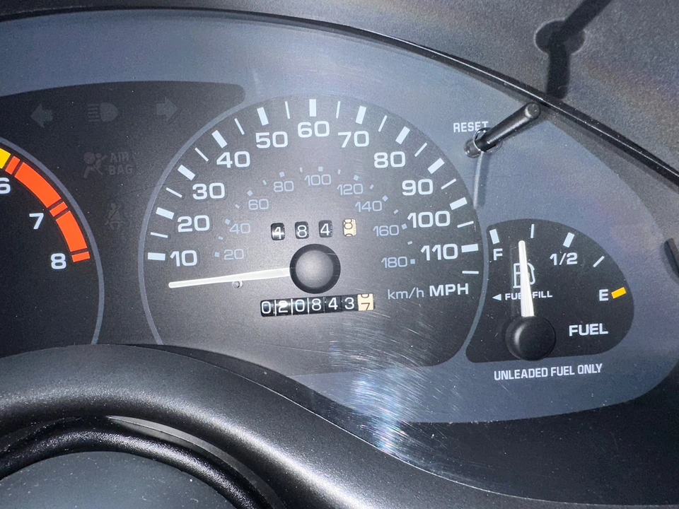 1995 Oldsmobile Cutlass Supreme - Image 6 of 31