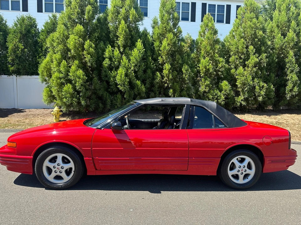 1995 Oldsmobile Cutlass Supreme - Image 8 of 31
