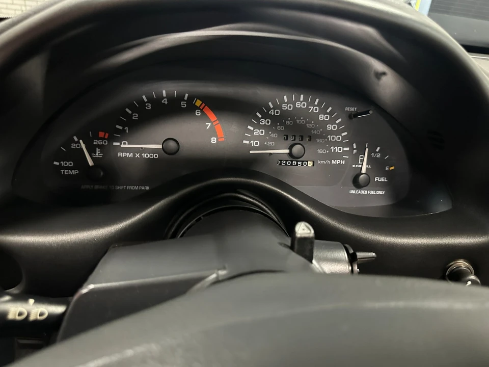 1995 Oldsmobile Cutlass Supreme - Image 28 of 31