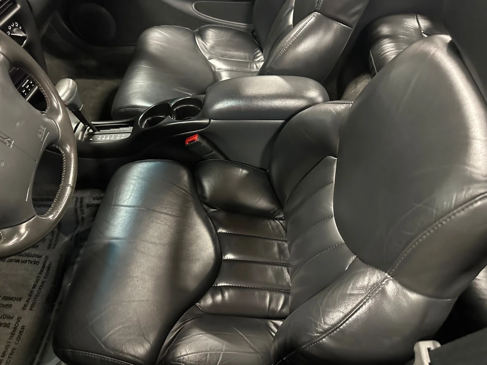 1995 Oldsmobile Cutlass Supreme - Image 24 of 31