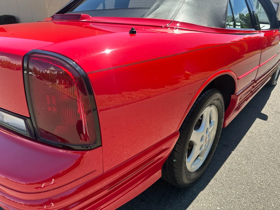 1995 Oldsmobile Cutlass Supreme - Image 21 of 31