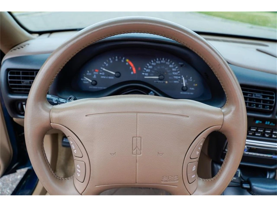 1995 Oldsmobile Cutlass Supreme - Image 13 of 31