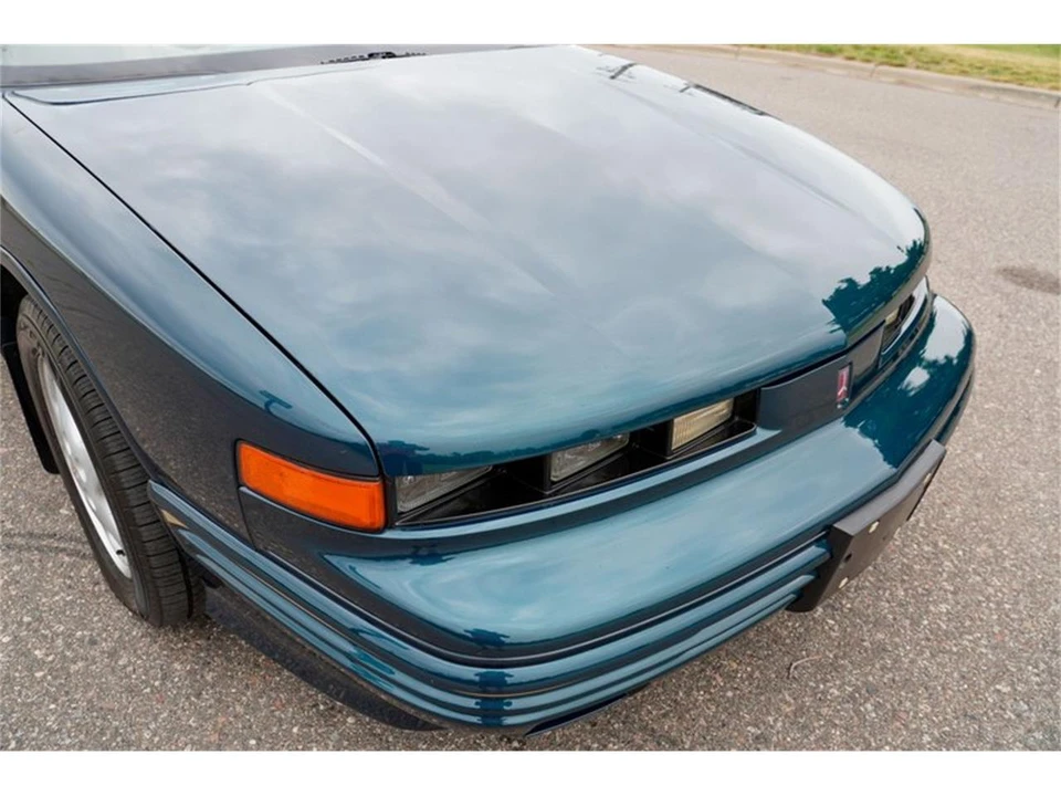 1995 Oldsmobile Cutlass Supreme - Image 29 of 31