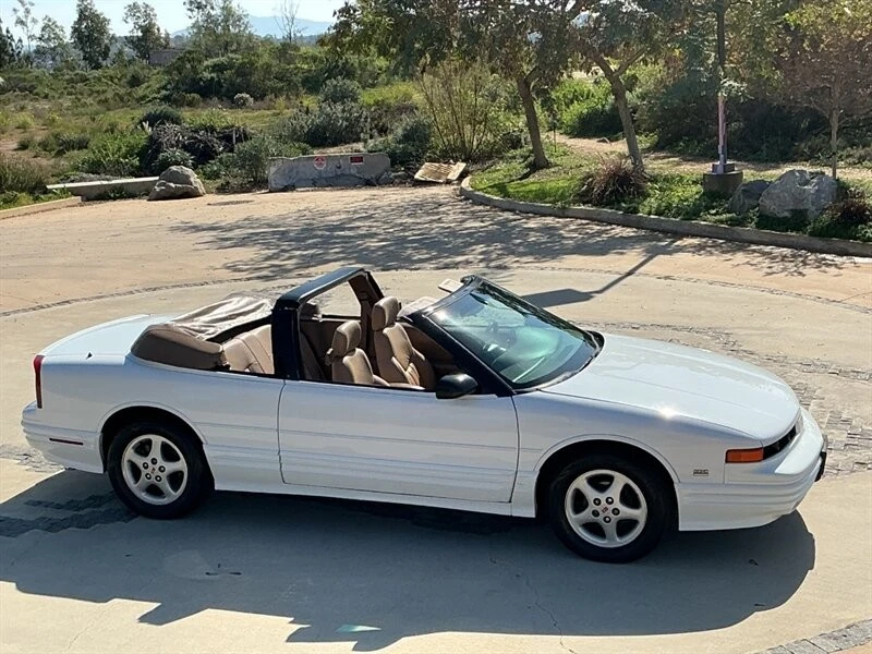 1995 Oldsmobile Cutlass Supreme - Image 19 of 21