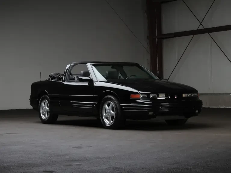1995 Oldsmobile Cutlass Supreme - Image 2 of 2
