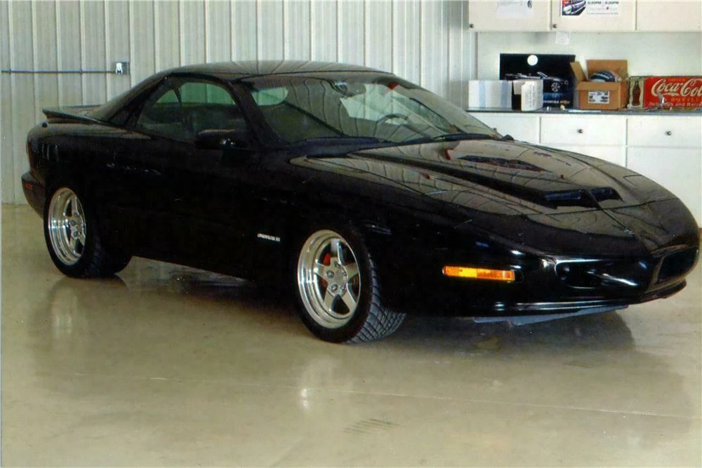 1995 Pontiac Firebird 4th Gen - Image 2 of 4
