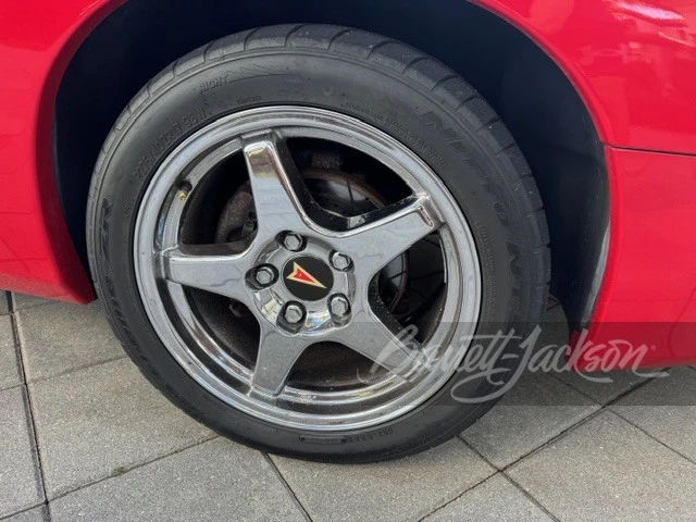 1995 Pontiac Firebird Formula 4th Gen - Image 15 of 19