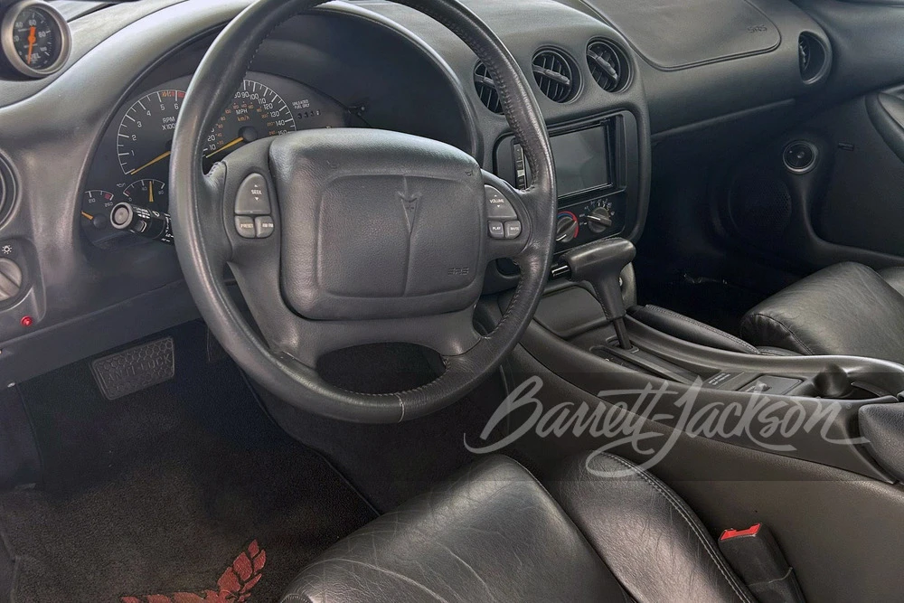 1995 Pontiac Firebird Formula 4th Gen - Image 17 of 19